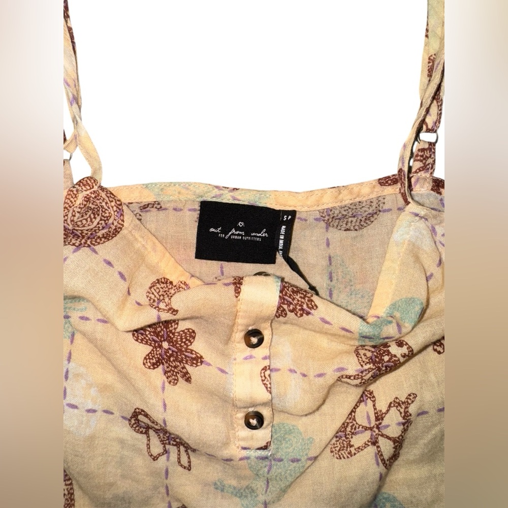 out from under tilda cropped lounge tank - Picture 2 of 3